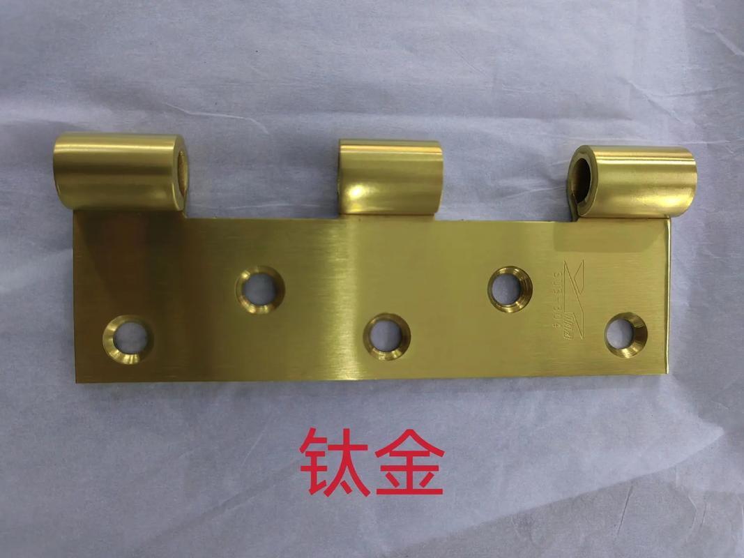 ɽ��PVD��ն�Ĥ