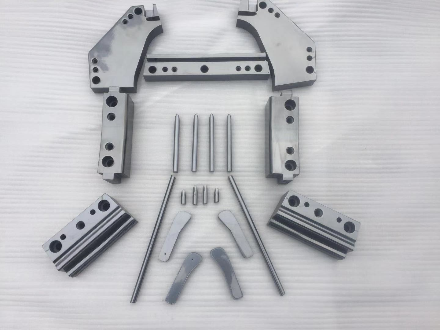 ɽ��������ĥͿ��ĺ����¶ȷ�Χ��Ӧ�ó�������